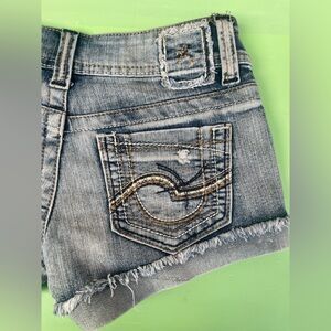 LOW RISE VINTAGE HYDRAULIC Women's Distressed Denim Shorts  SIZE 0 JUNIORS